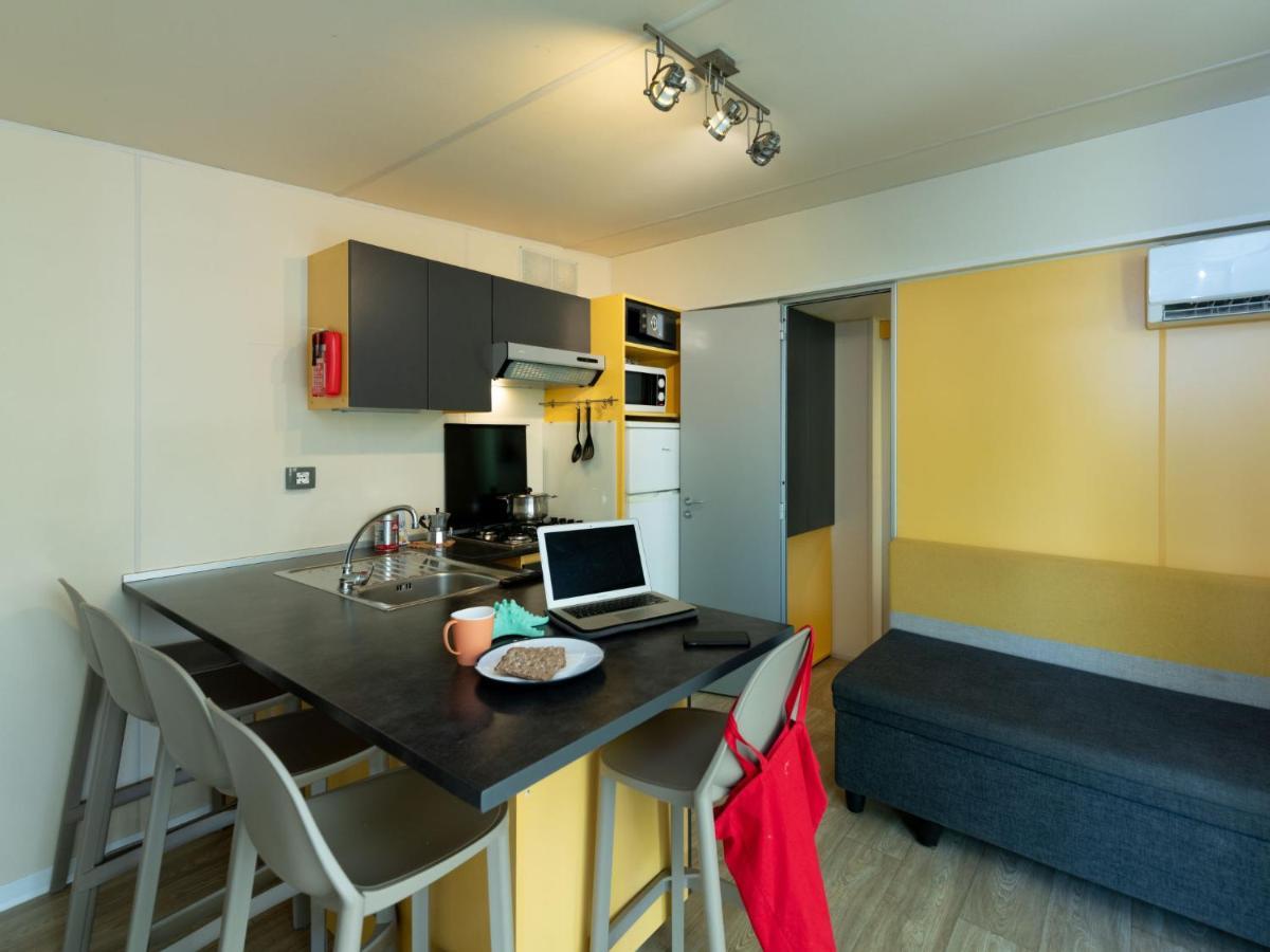 Holiday Home Garda Suite Trendy By Interhome 리볼텔라 외부 사진
