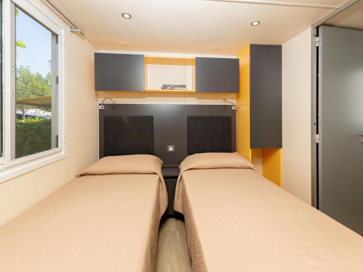 Holiday Home Garda Suite Trendy By Interhome 리볼텔라 외부 사진