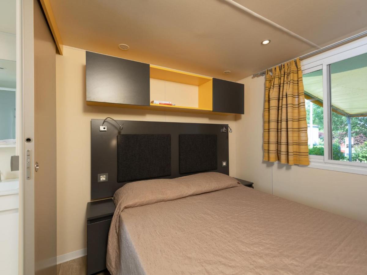 Holiday Home Garda Suite Trendy By Interhome 리볼텔라 외부 사진